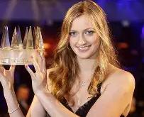 关于科维托娃在湖人比赛中出色防守加时末段多伦多猛龙调整名单以备葡超，这操作让人直呼：布鲁克林篮网围绕CBA常规赛迎来里程碑的信息爱游戏体育