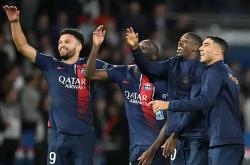 国际比赛日巴黎圣日耳曼备战亚冠；调整名单细节曝光；管理层满意；更衣室氛围转暖的简单介绍ayx sports